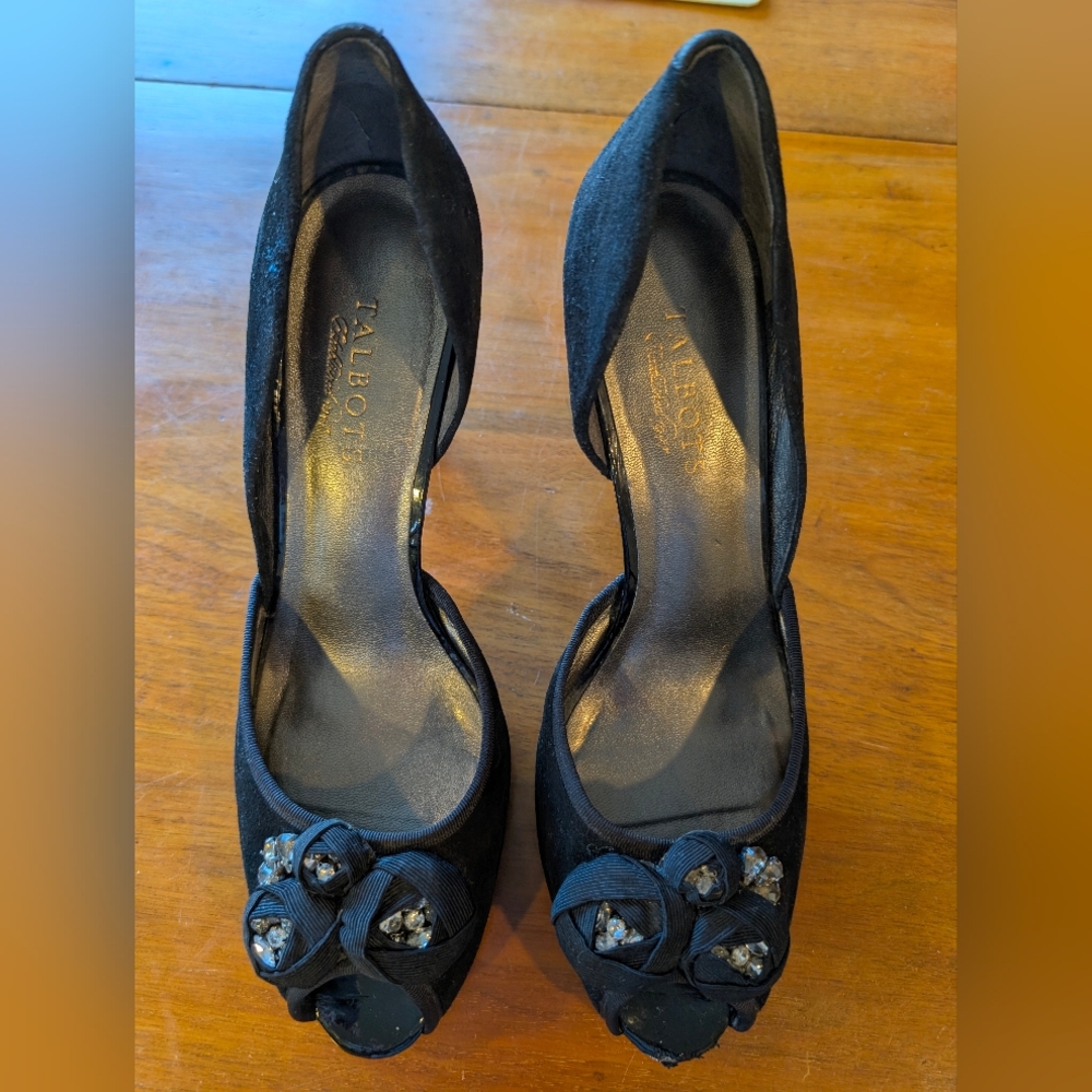 Talbot's high heel shoes